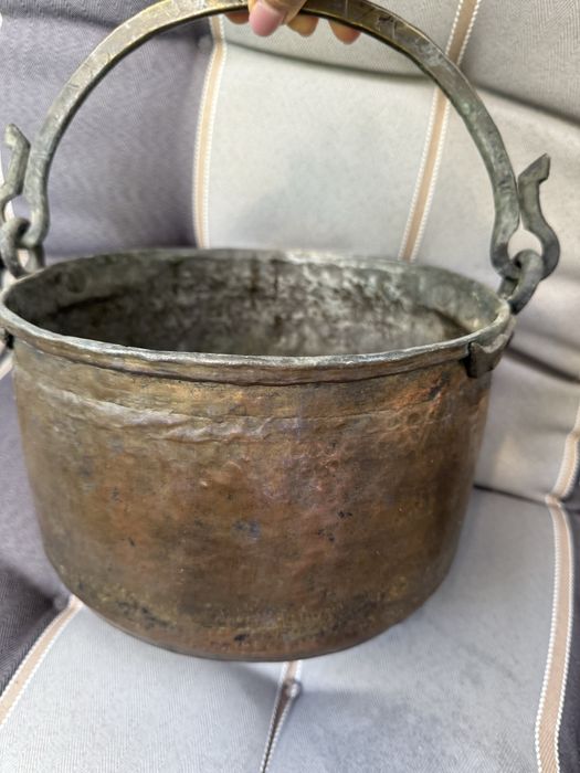 Много старо,медно менче,цена 95 лв.