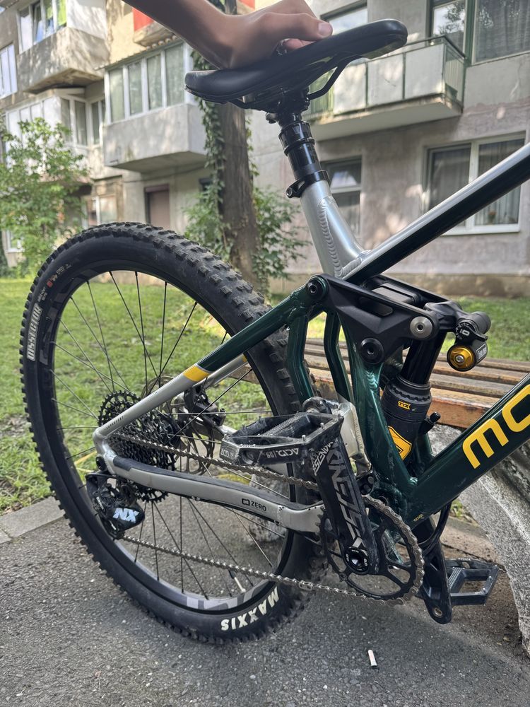 Mondraker Superfoxy R Sram NX enduro full suspension (nu,hardtail)