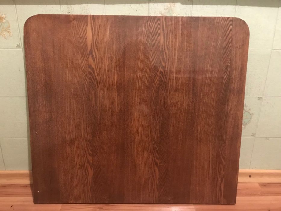 Продаю полированные полиэфирные спинки для полутороспальной кровати