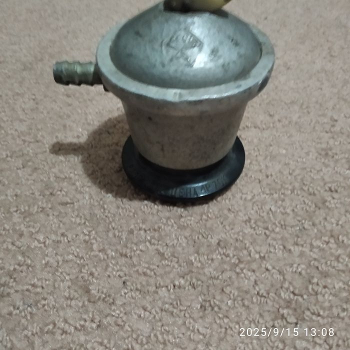 Редуктор на газбалон бытовой