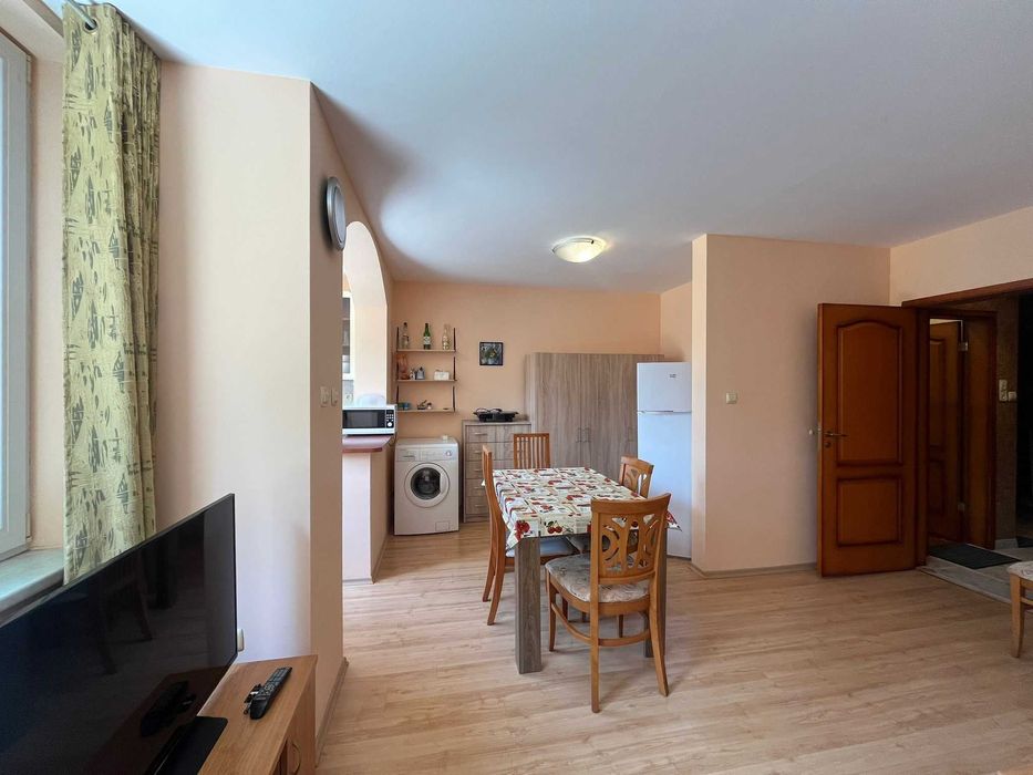 Продава се Двустаен апартамент в к.к. Слънчев бряг - 61 кв.м за 1214 €/кв.м - Снимка #3