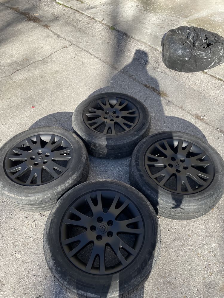 4 бр Лети джанти, черни 7J x R17 /5 CH50 5 x 108 / 60.1 с летни гуми