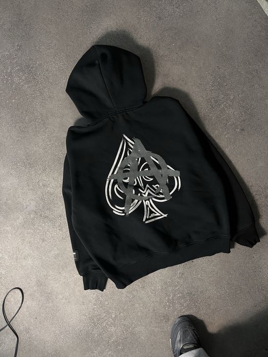 ALEXANDER SPADE trust issues