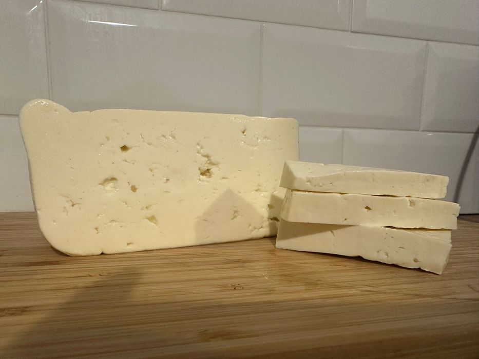 Telemea de vaca maturata