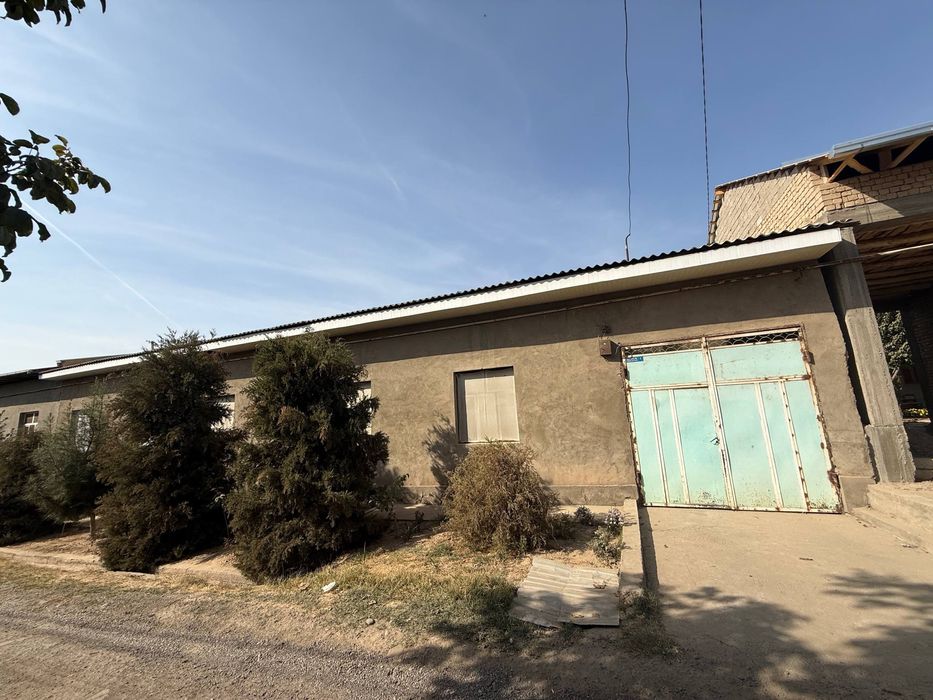 Uchaska sotiladi yer holatta