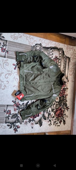 Geaca motocicleta nouă