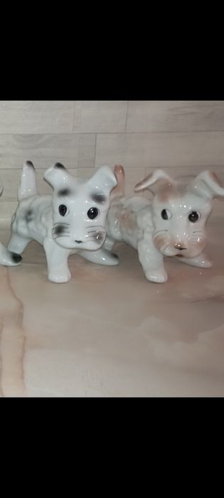 caine portelan de epoca