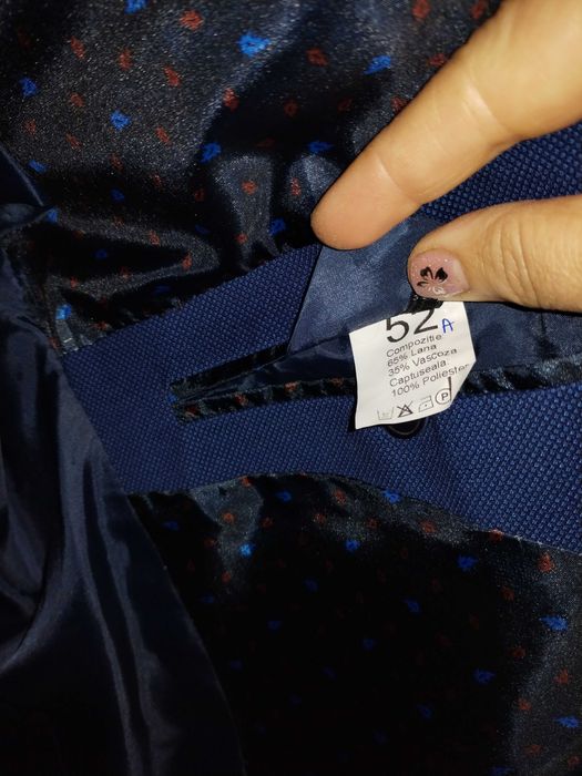 Costume barbati stare bună nr 52,58,48