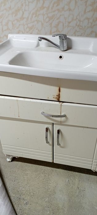 Раковина сотилади