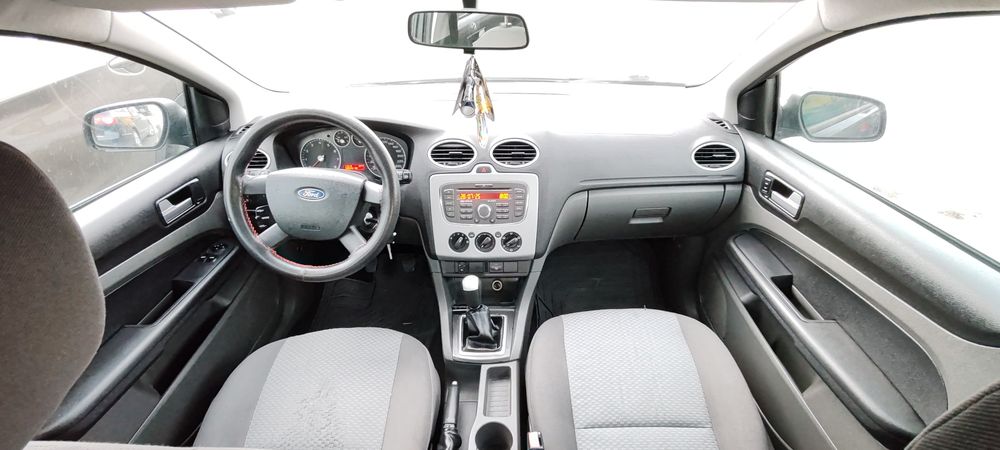 Ford Focus 1.6 Benzina și GPL