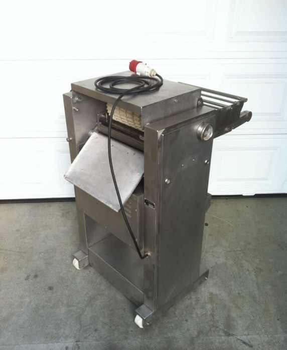 Masina desoricat dezsoricat,feliat,gyros saorma