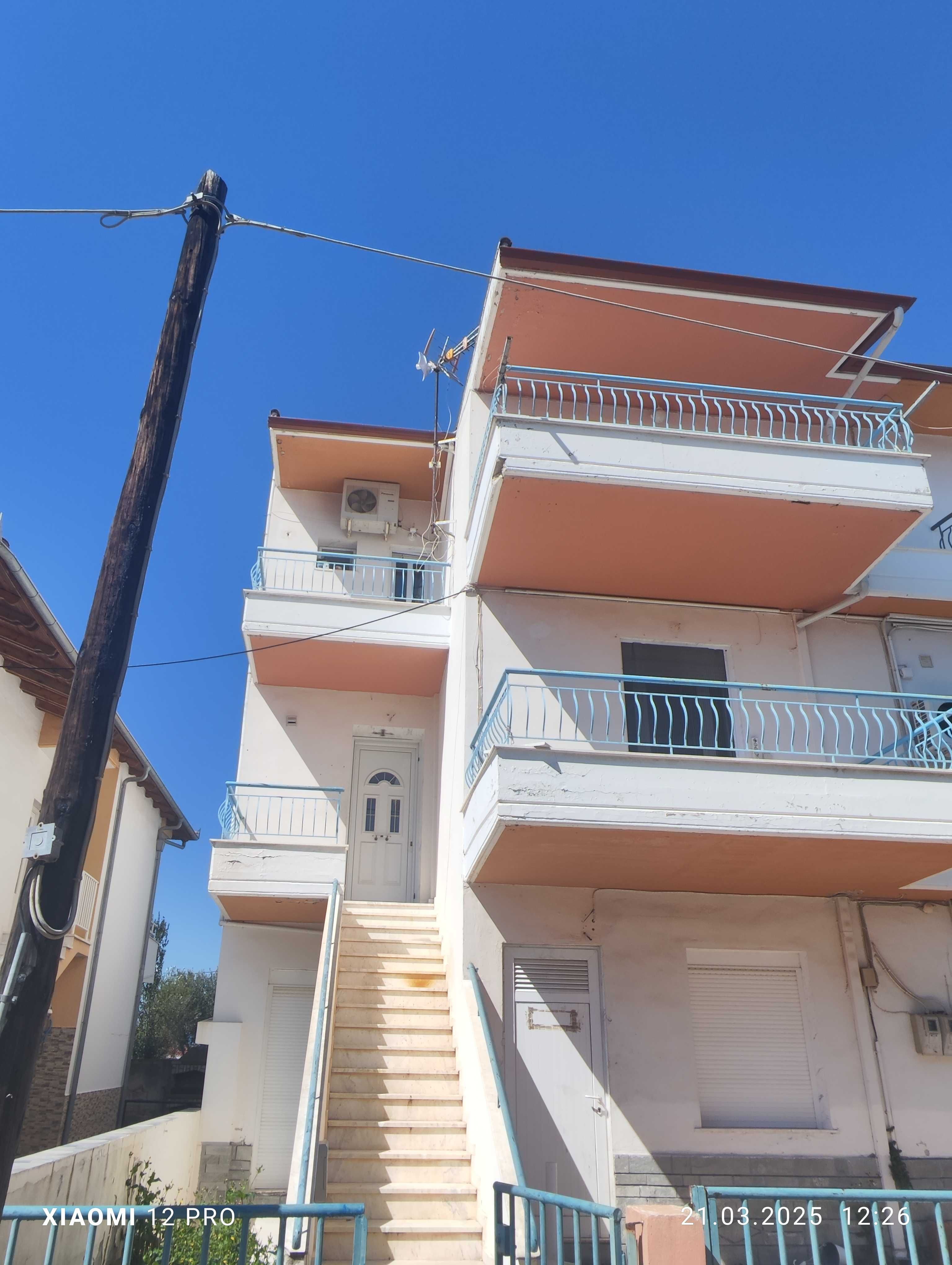 ПРОДАВА Мезонет в Паралия Офринио, Кавала
