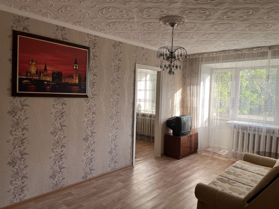 Продам 2-х комн. квартиру с мебелью и техникой на 342 квартале