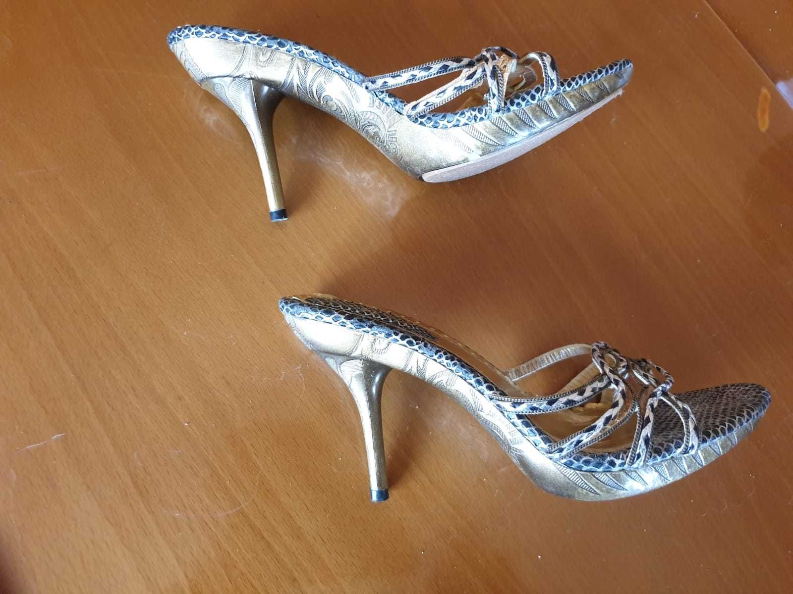 Продавам различни модели дамски обувки