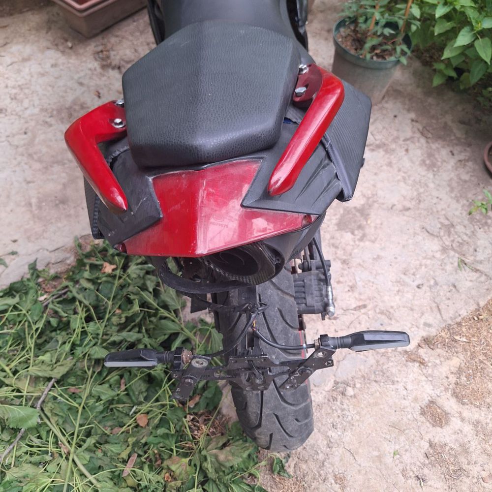 Ducasu 250cc мотоцикл