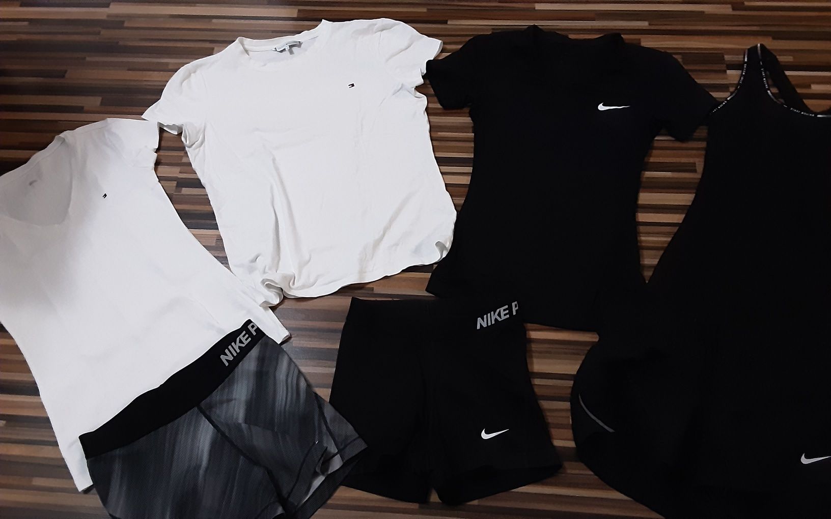 (XS) NIKE PRO,NIKE-Tommy hilfiger оригинални тениски,клинове