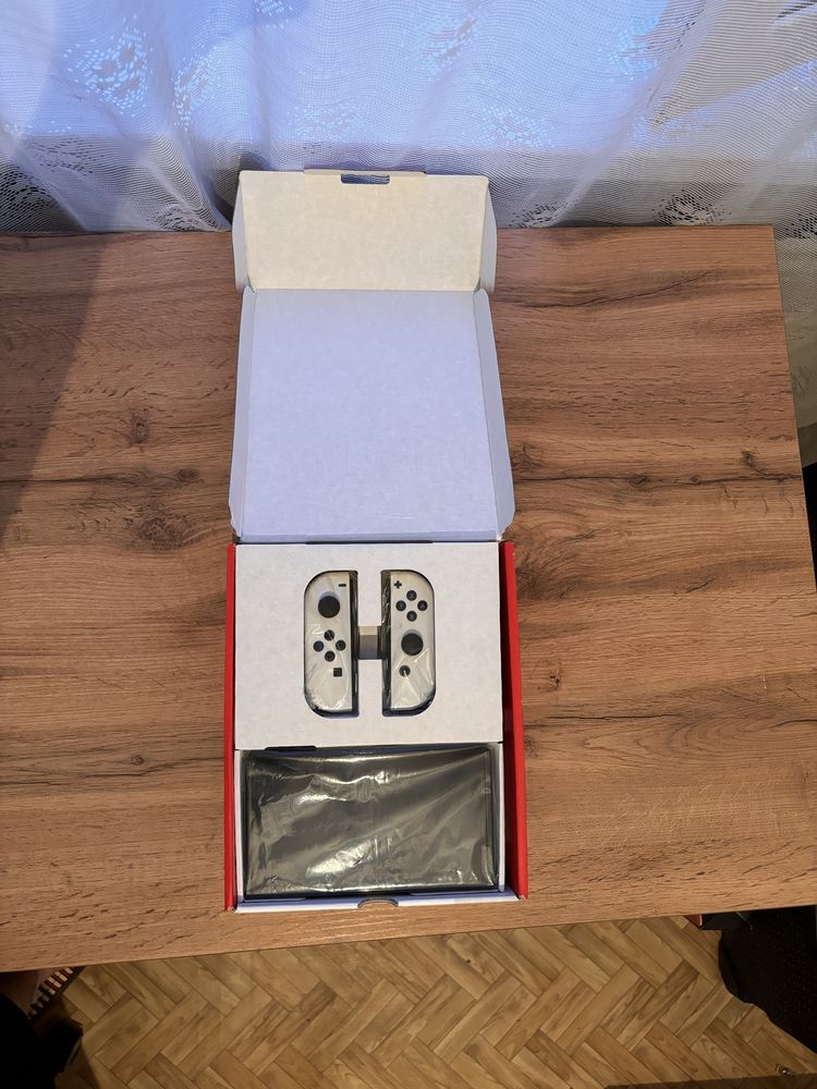 Чипованный Nintendo switch oled