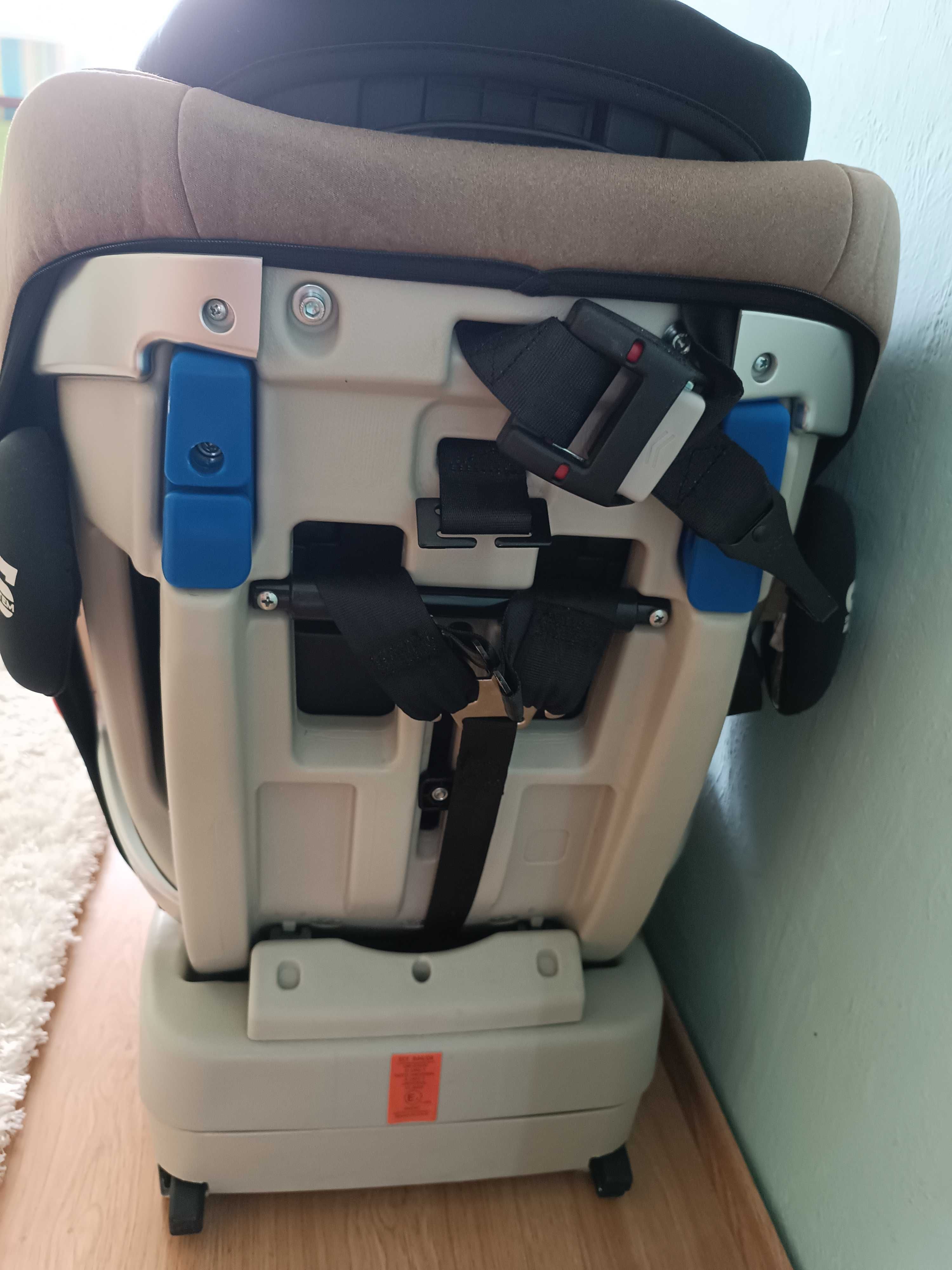 Стол за кола Kikka Boo IZOFIX