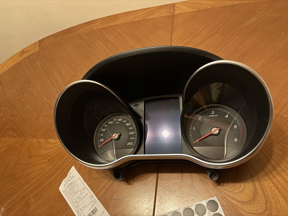 Километраж w205 Mercedes в километри