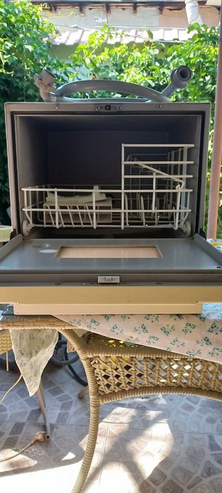 Посудомоечная машина