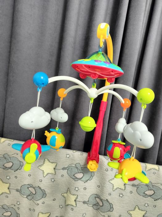 Детский музыкальный мобиль на кроватку