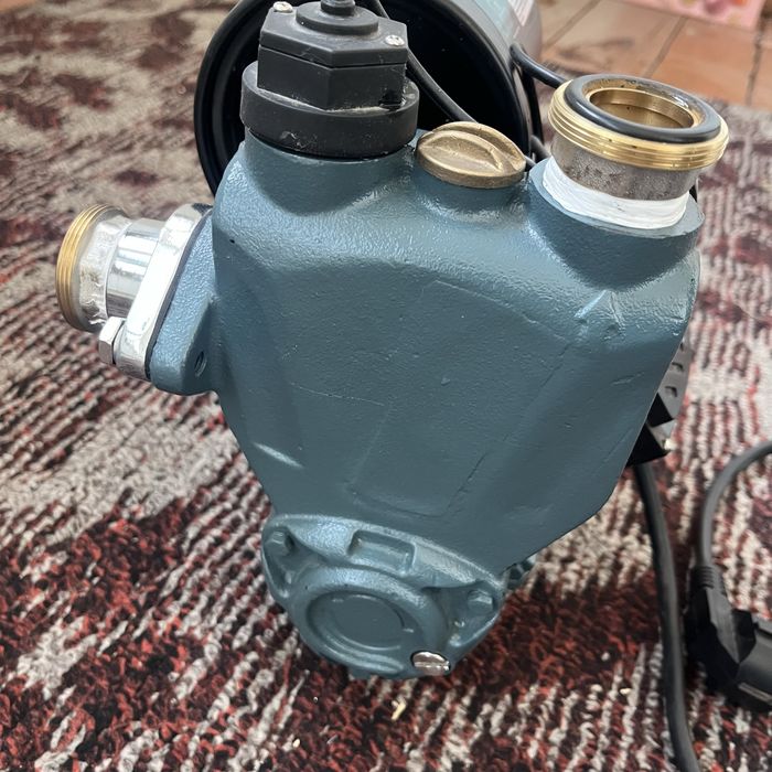 Сув насоси янги холда