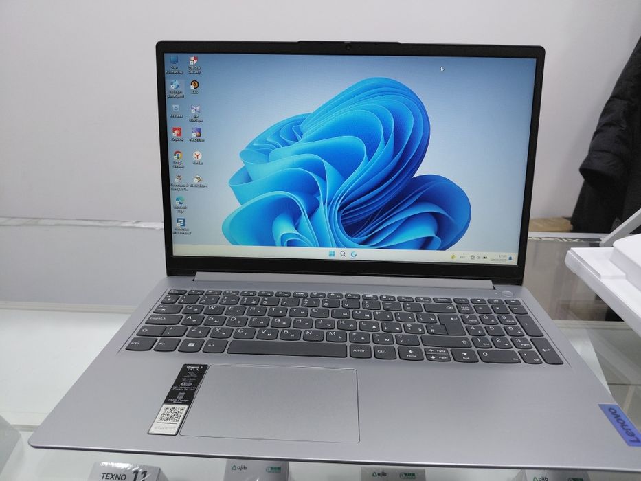 Lenovo ideapad 4/256ssd