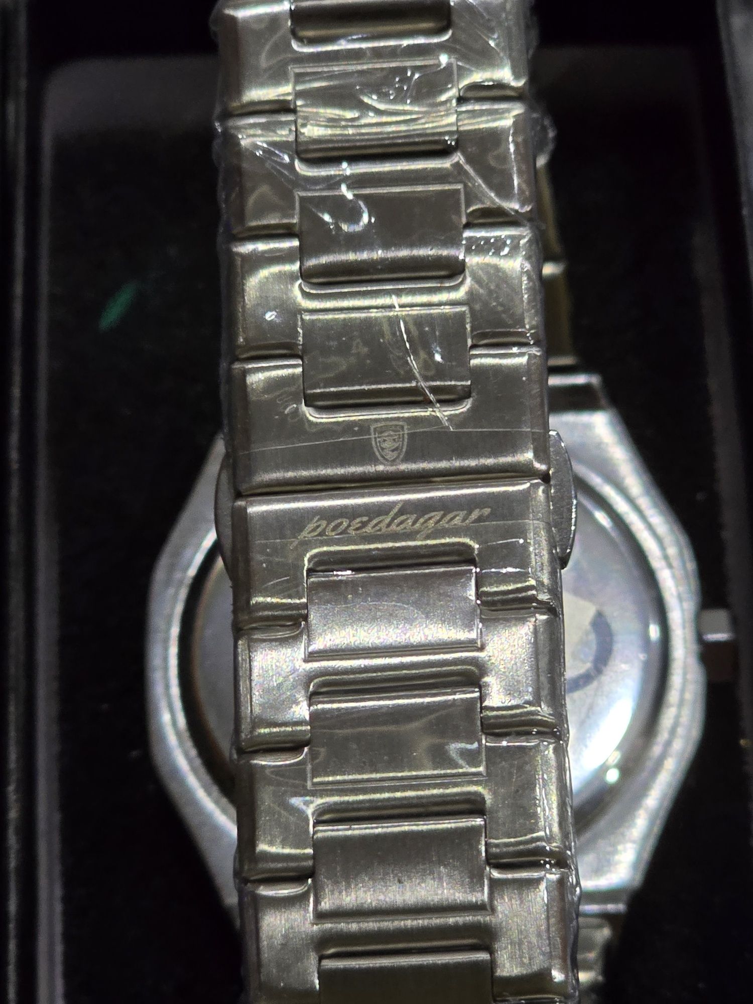Poedagar 825 часовник