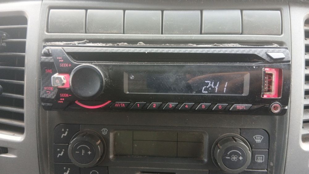 Мафон sony CDX 1000