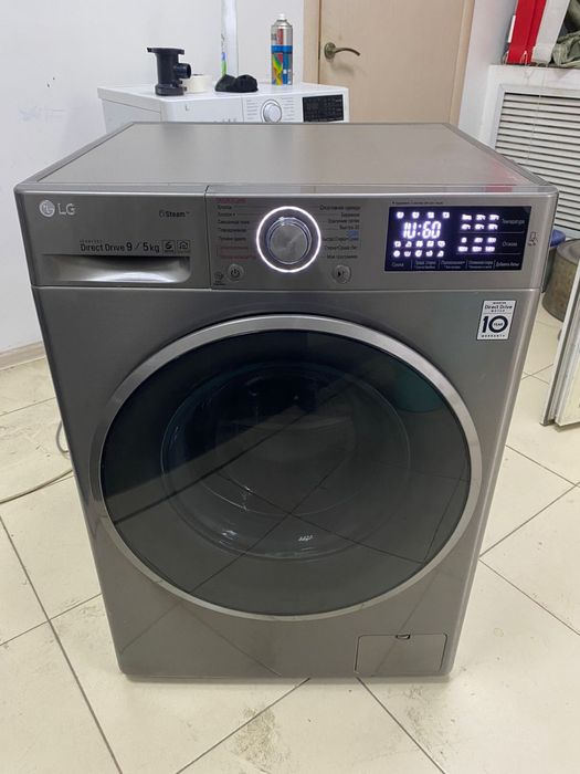 Стиральная машина с сушкой LG DirectDrive 9/5кг