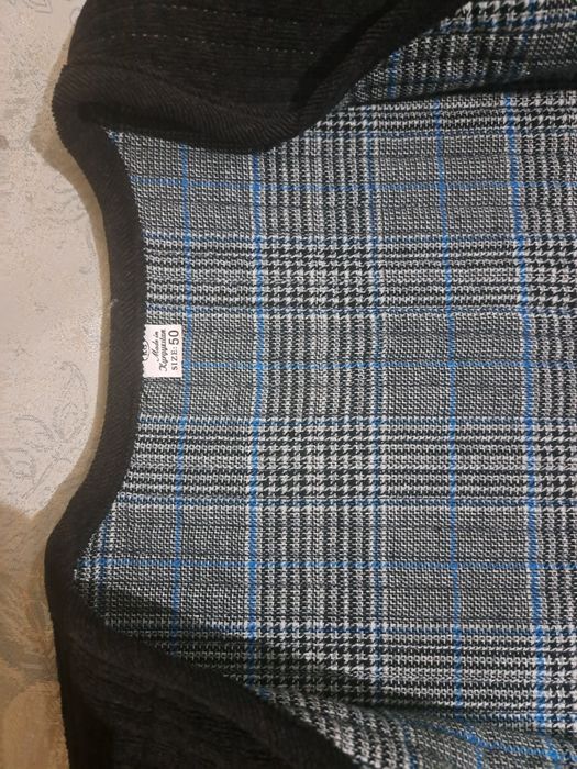 Продаётся мужская жилетка-камзур