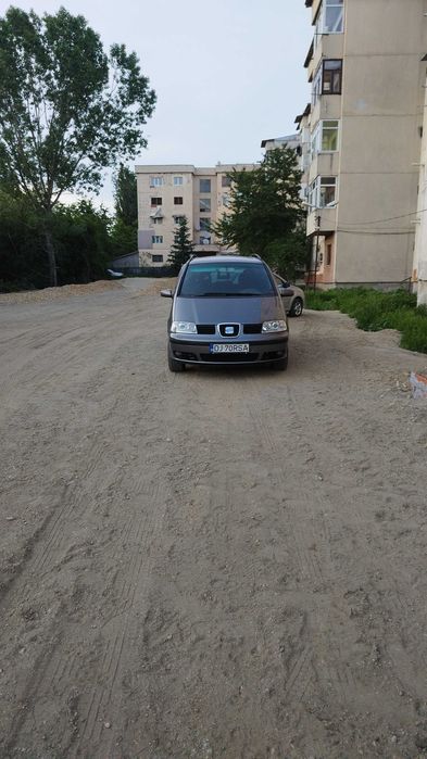 Vand sau schimb seat alhambra 2.0 diesel an 2006,245.000 km