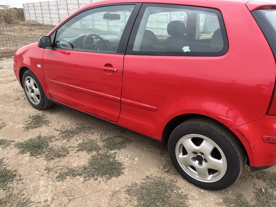 Dezmembrez Volksvagen Polo 9N 1.2 benzina 2003-2006