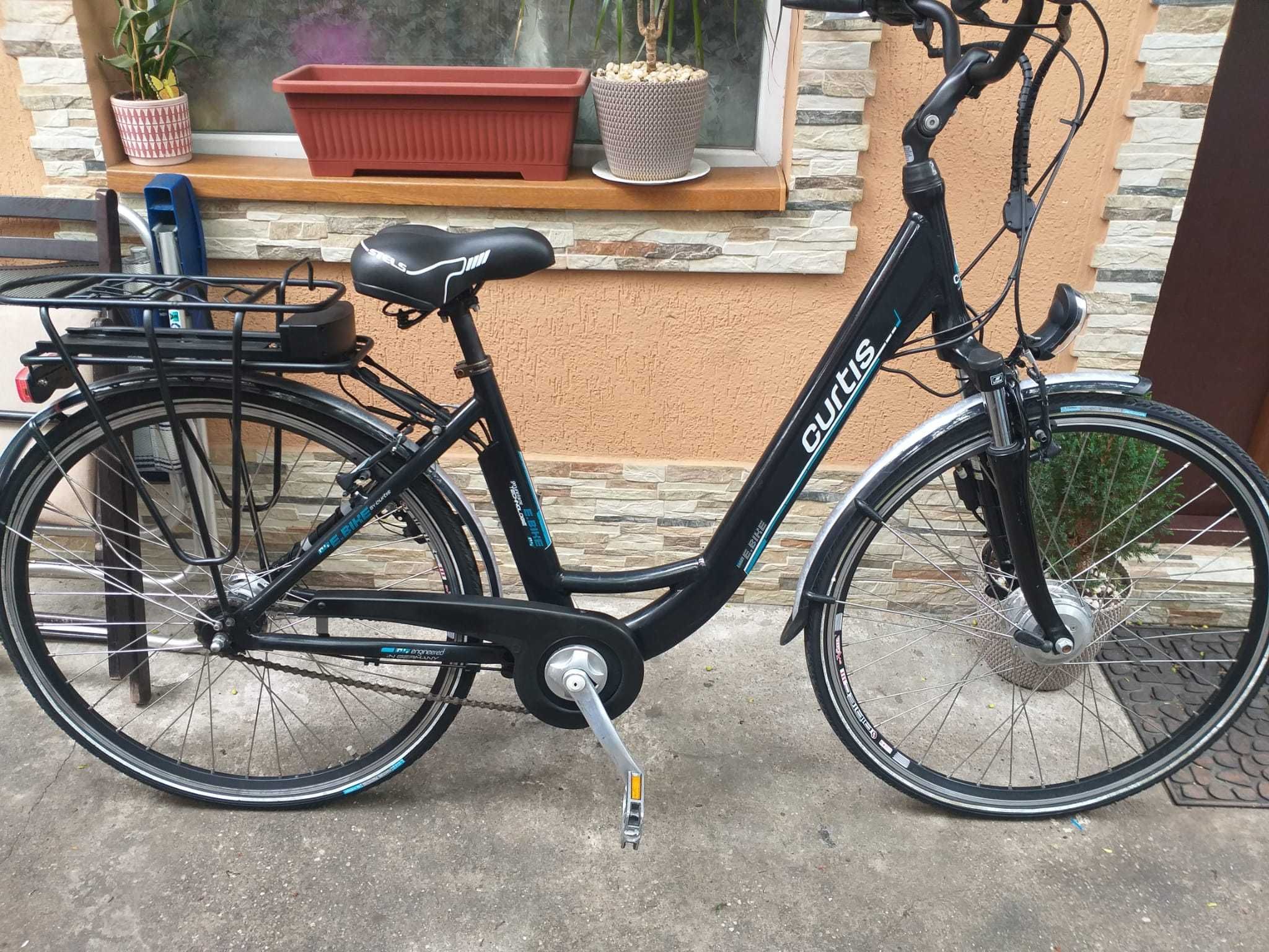 bicicleta electrica  marca curtis