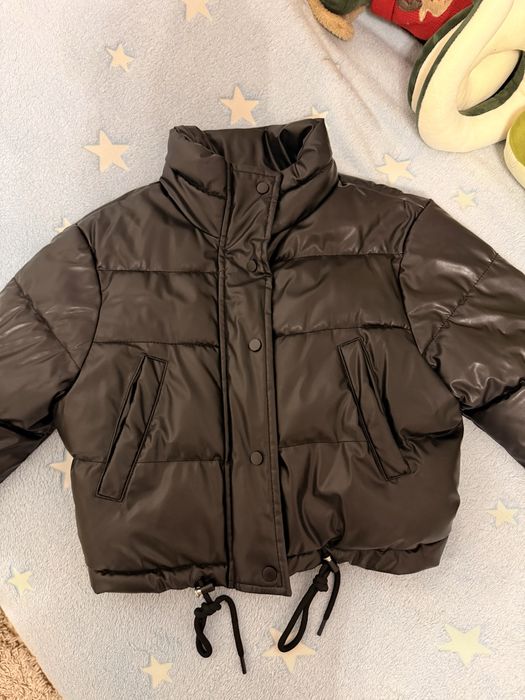 Продам утепленную куртку.