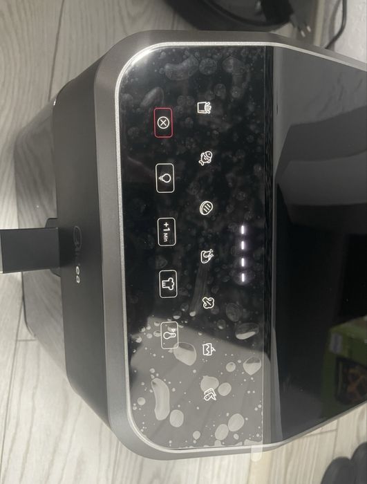 Friteuza cu aer cald midea