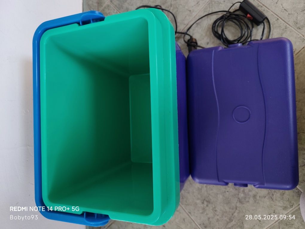 Хладилна чанта електрическа 12V/220V.