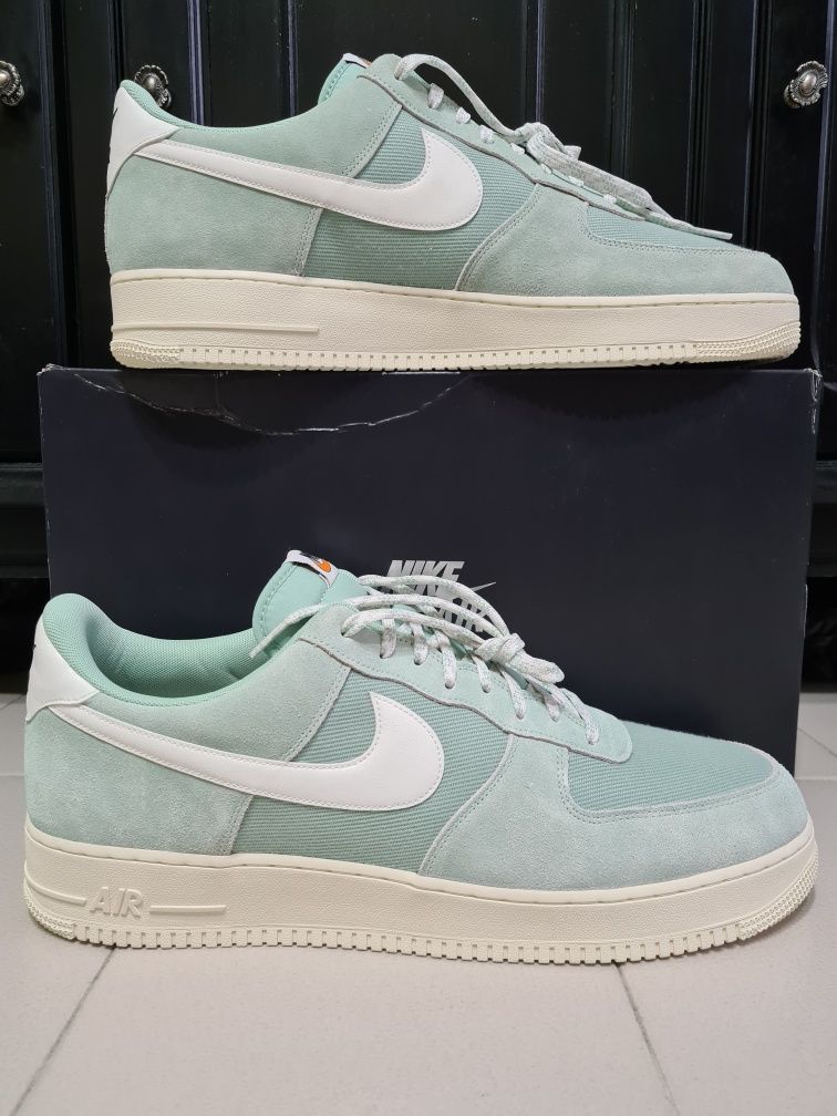 Маратонки NIKE AIR FORCE 1 '07 LV8 номер 52,5 стелка 36см