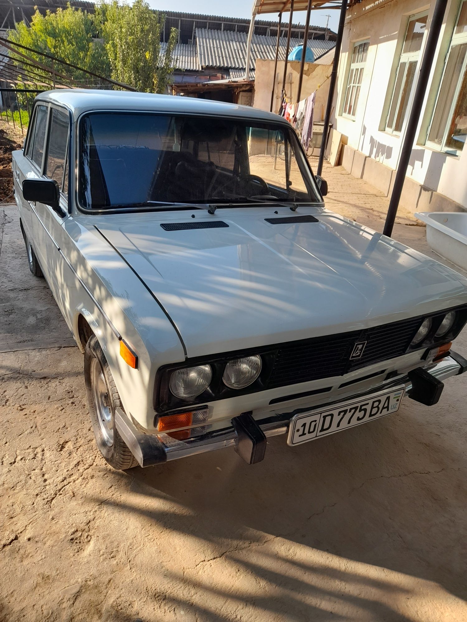 Vaz2106 sotiladi