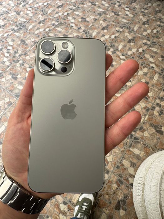 Vand Iphone 16 Pro Max, Natural titanium