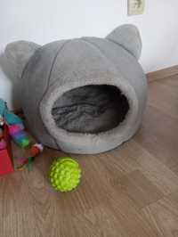 Căsuța confortabila pisici