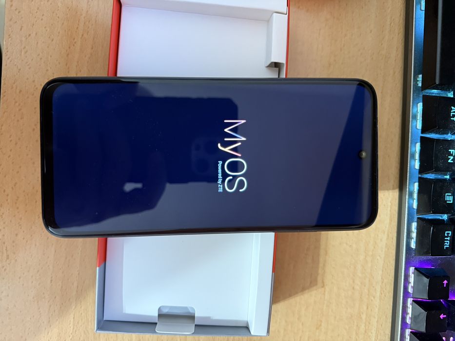 Нов смартфон ZTE Blade V70 Vita 256 GB, 8 GB RAM,5000mah, 50 MP камера