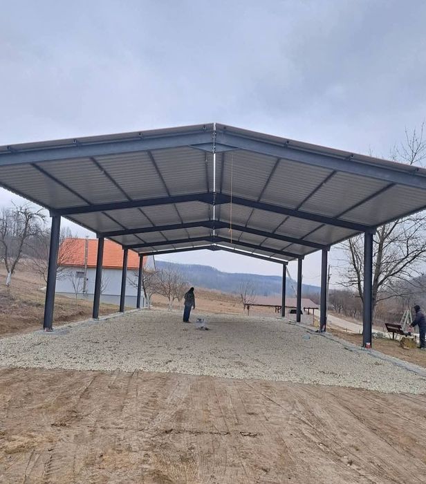 Vând hala 8X15X4    3000 de euro. Vând Hală 10X20X4  4600 de euro