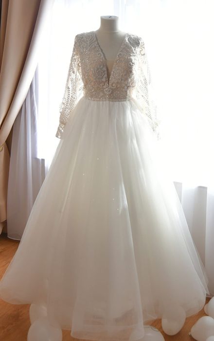 VÂND Rochie de mireasa