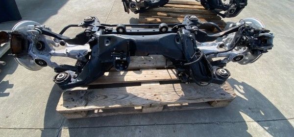 Punte spate completa 4X4 VOLVO V90 2017+ 31360861