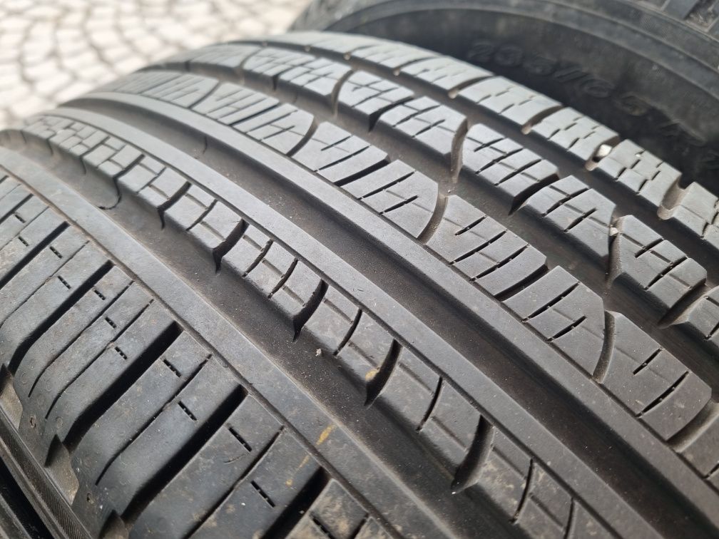 4 anvelope All Season Pirelli 235 65 19