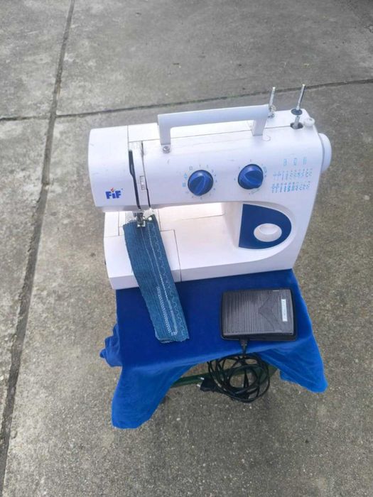 vind masina electrica de cusut marca germana