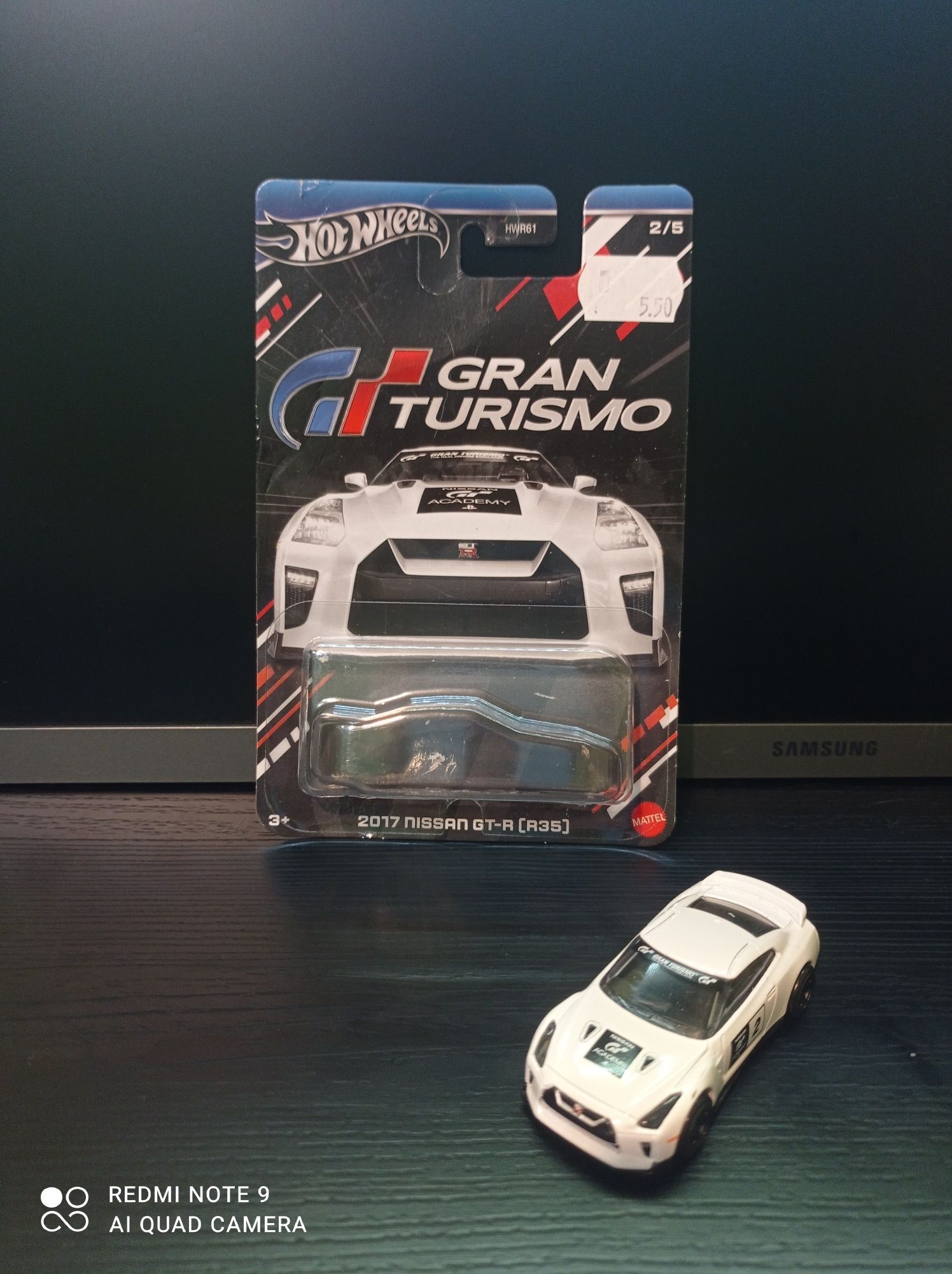 Hot wheels mainline и premium