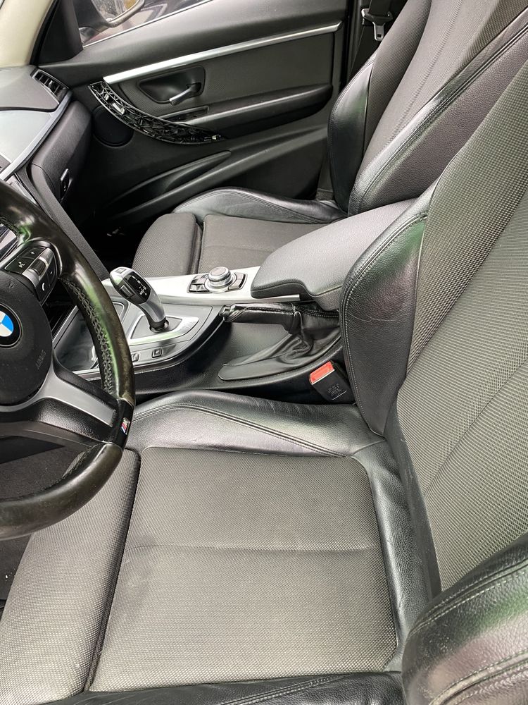 Interior piele cu material BMW F31