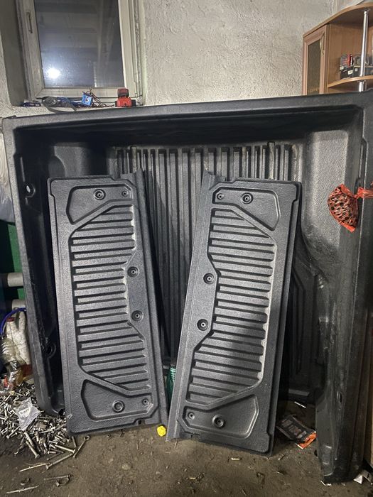 Продам вклыдыши на L200